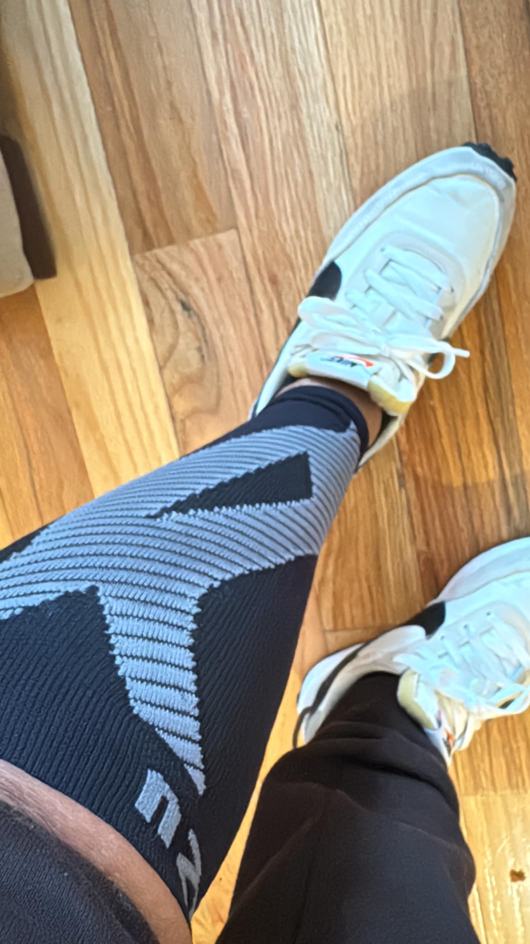 Calf Compression Sleeve for Men & Women Footless Compression Socks Support Runners Leg Sleeve Shin Splints Pain Relief customer photo 2