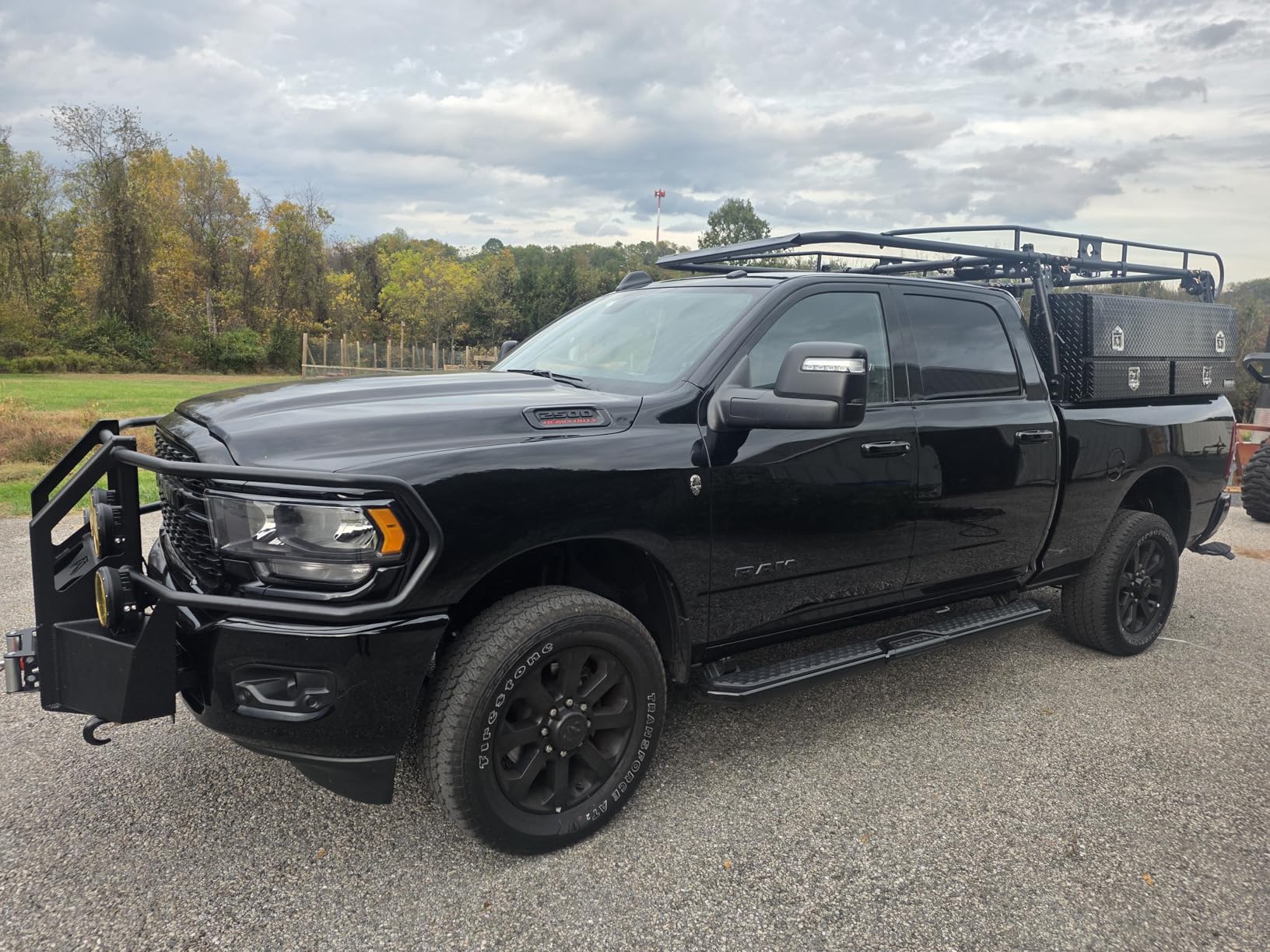 Buyers Products 1725641 Contractor Truck Tool Box, 72 x 21 x 13.5 in, Black Diamond Tread Aluminum, Weather Resistant with Locking Drawers, Flip Up Door, Fits Pickup & Utility Trucks, USA Made customer photo 1