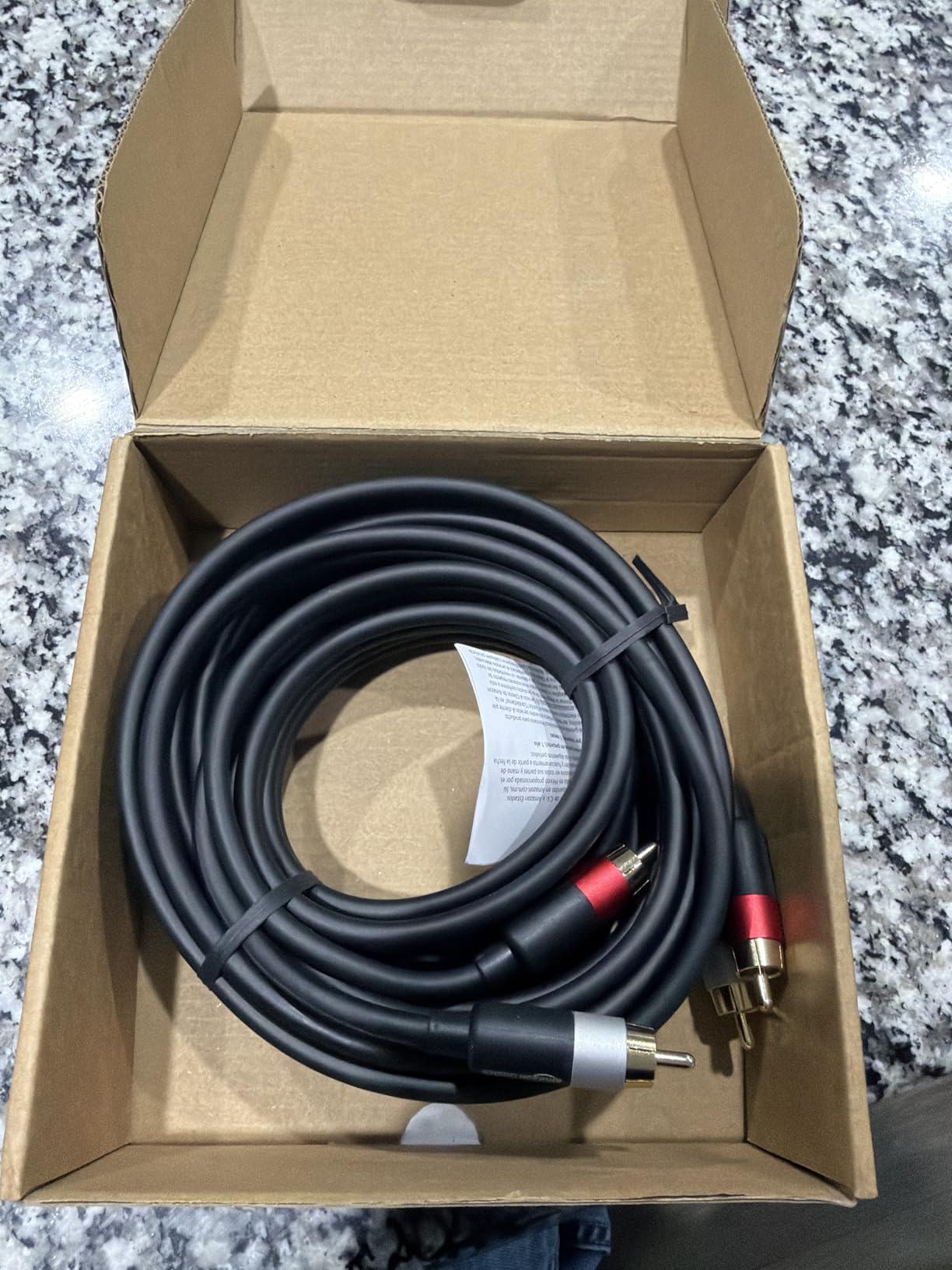 Amazon Basics 2 RCA Audio Cable for Amplifier,Active Speakers or Subwoofer with Gold-Plated Plugs, 15 Feet, Black customer photo 1