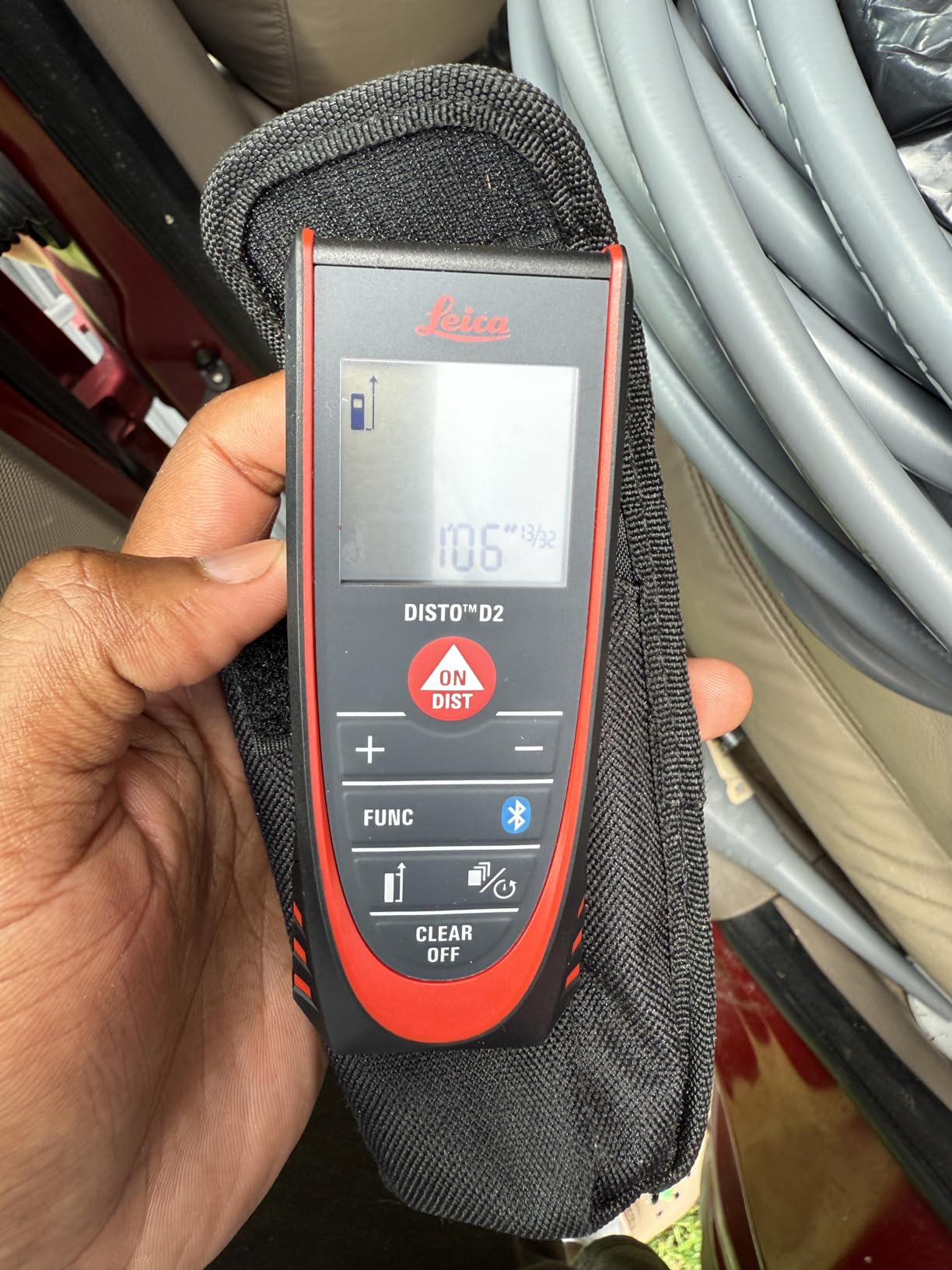 Leica Geosystems DISTO D2 New 330ft Laser Distance Measure with Bluetooth 4.0, Black/Red customer photo 2