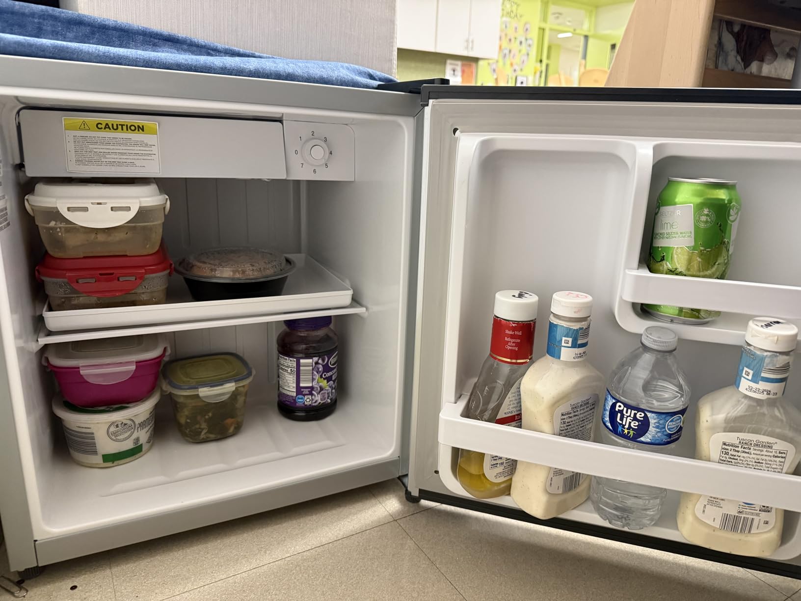 BLACK+DECKER 1.7 Cu. Ft. Compact Refrigerator, ENERGY STAR Certified, Single Door Mini Fridge with Chiller Compartment, Personal Fridge for Home or Dorm Room, R600a Refrigerant, BCRK17W, White customer photo 2