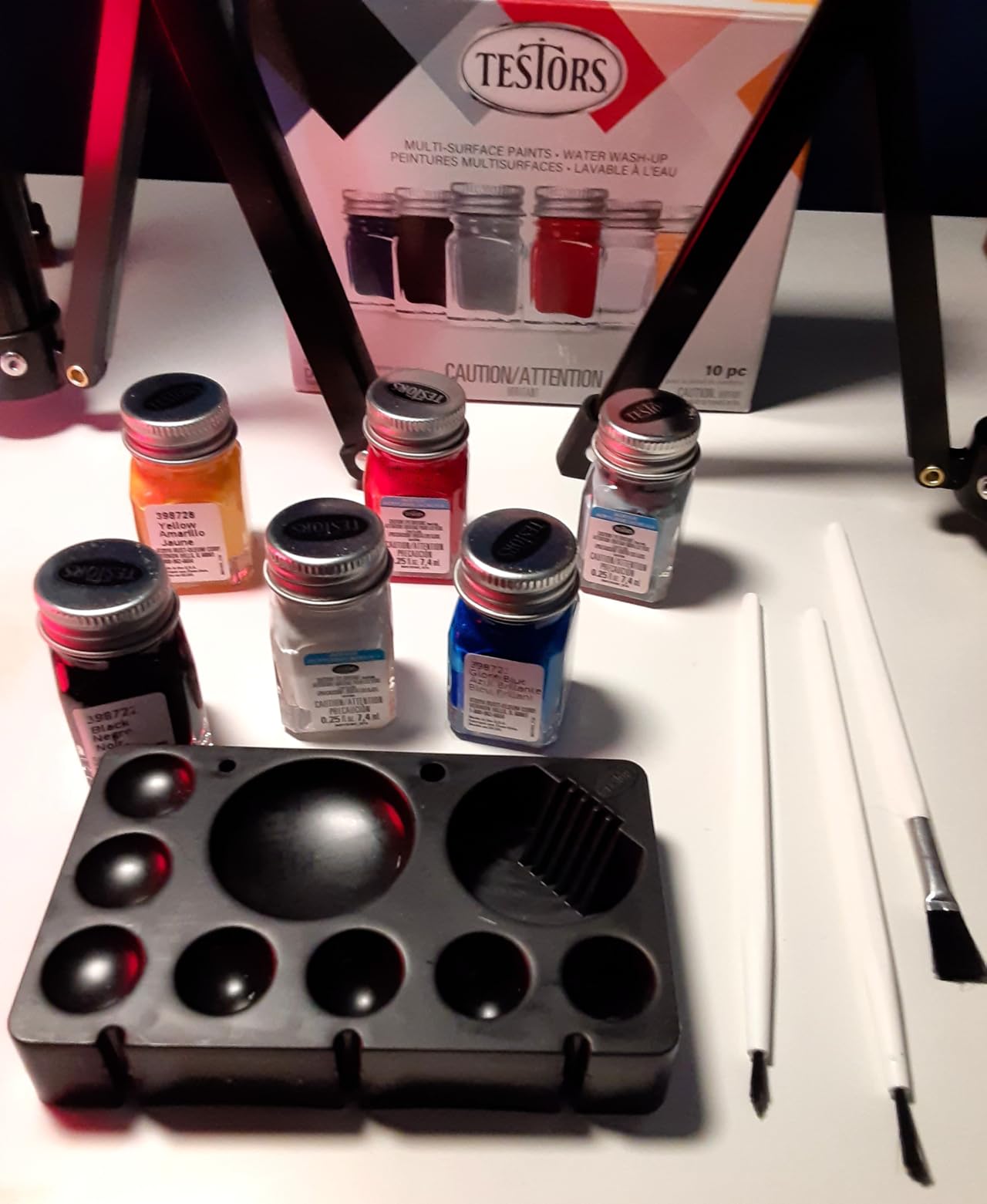 Testors Acrylic Paint Set Primary, Multicolor customer photo 1