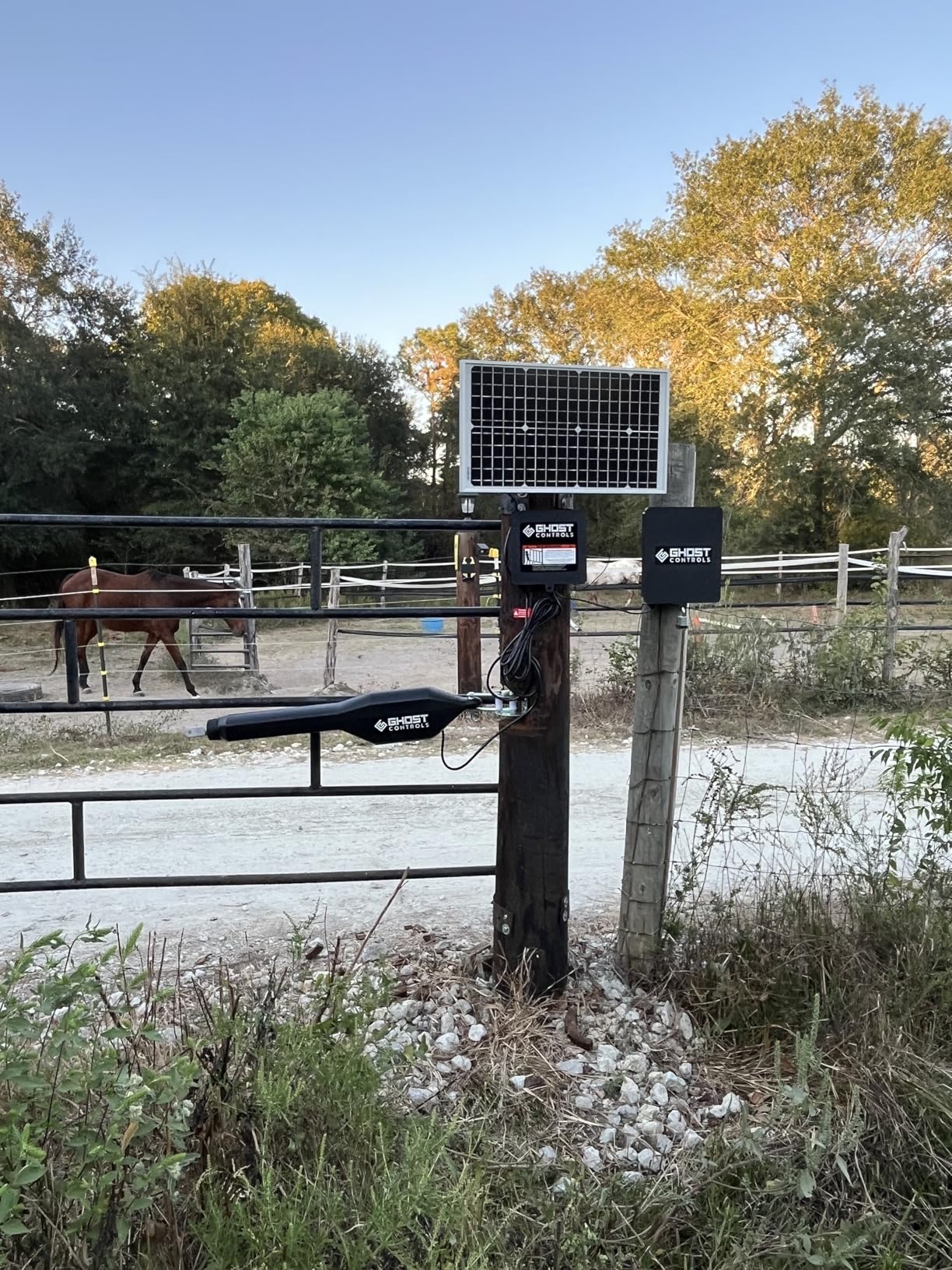 Ghost Controls Heavy-Duty Automatic Gate Opener Kit for Swing Gates with Long-Range Gate Opener Remote - Model TSS1 customer photo 2