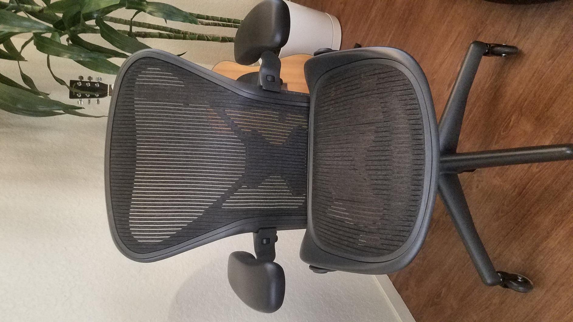 Herman Miller Aeron Chair Size B Fully Loaded Posture Fit customer photo 1