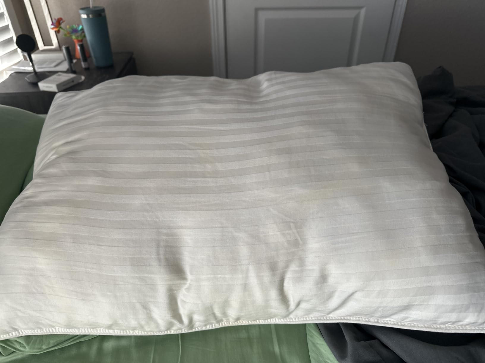 Beckham Hotel Collection Bed Pillows Standard/Queen Size Set of 2 - Original Soft Down Alternative Pillow for Sleeping - Soft Support for Back, Stomach or Side Sleepers customer photo 1