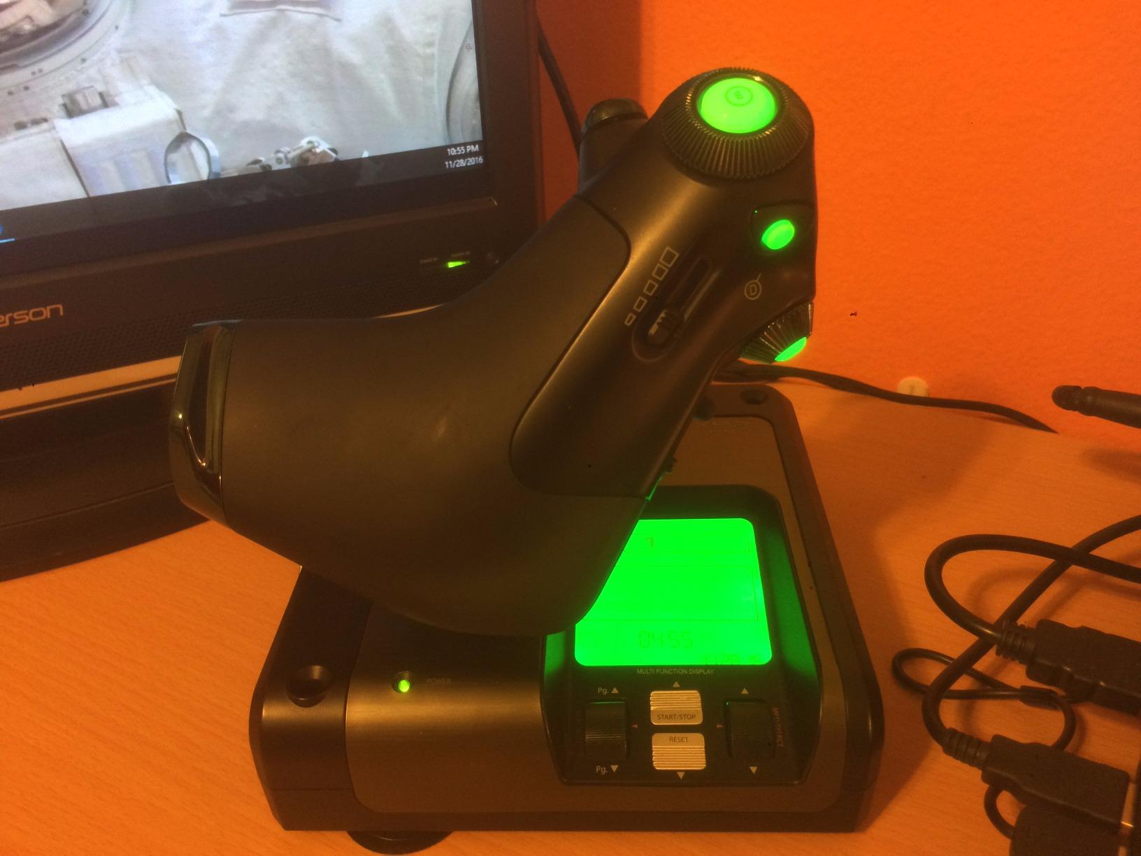 Logitech G Saitek X52 Pro Flight Control System customer photo 1