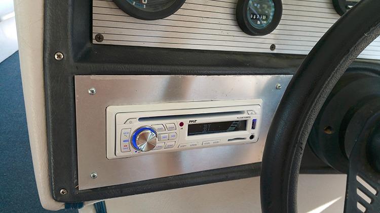 Pyle Marine Stereo Receiver Speaker Kit - In-Dash LCD Digital Console Built-in Bluetooth & Microphone 6.5