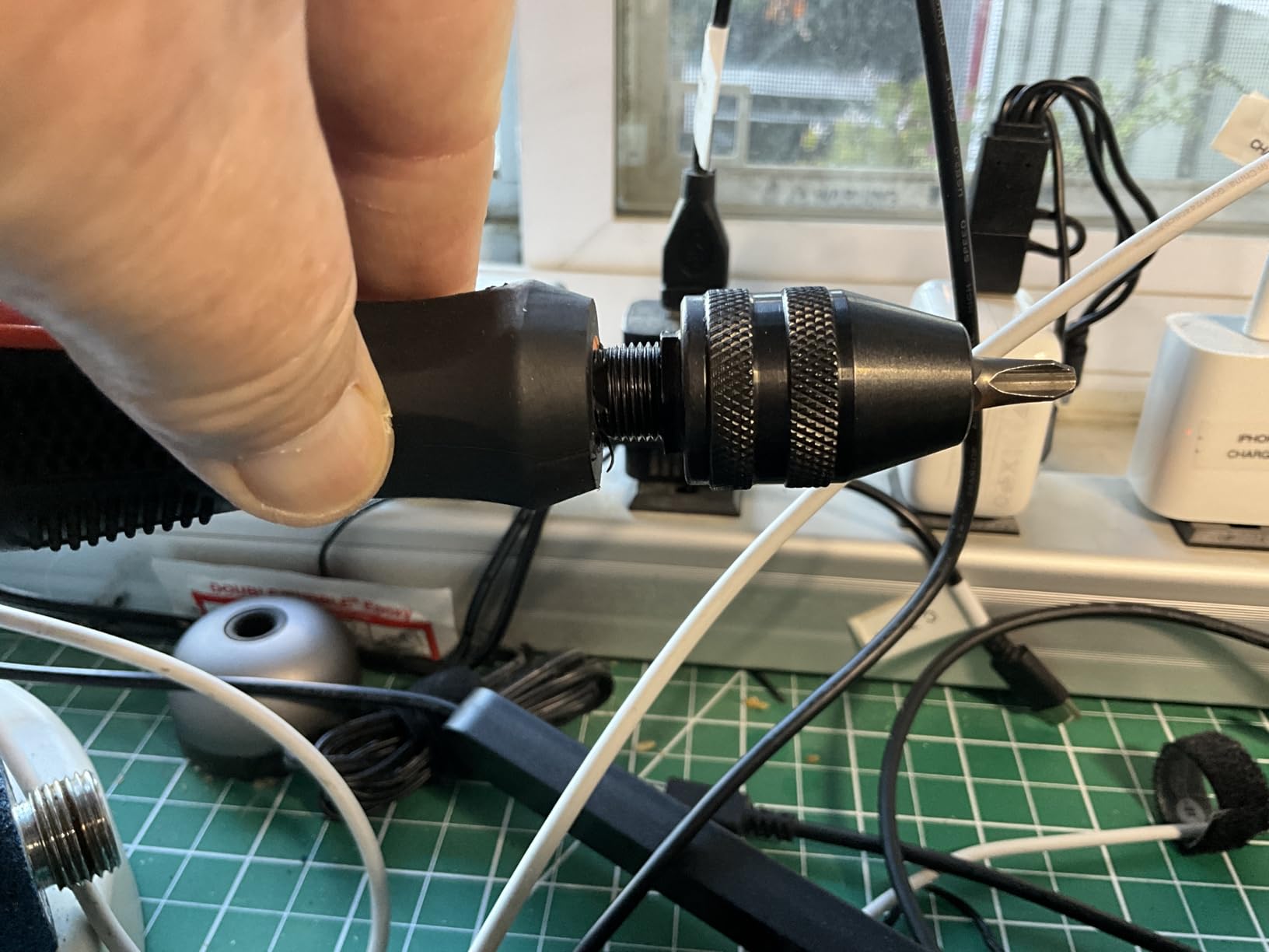 AUTOTOOLHOME Adjustable Pin Vise Hand Drill Chuck Capacity 0-5/16