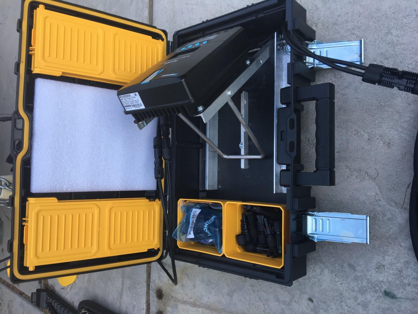 Renogy Solar Charge Controller Rover 20A 12V24V Auto DC Input MPPT Charge Controllers for Solar Panels Adjustable LCD for Gel Sealed Flooded Lithium Batteries customer photo 2