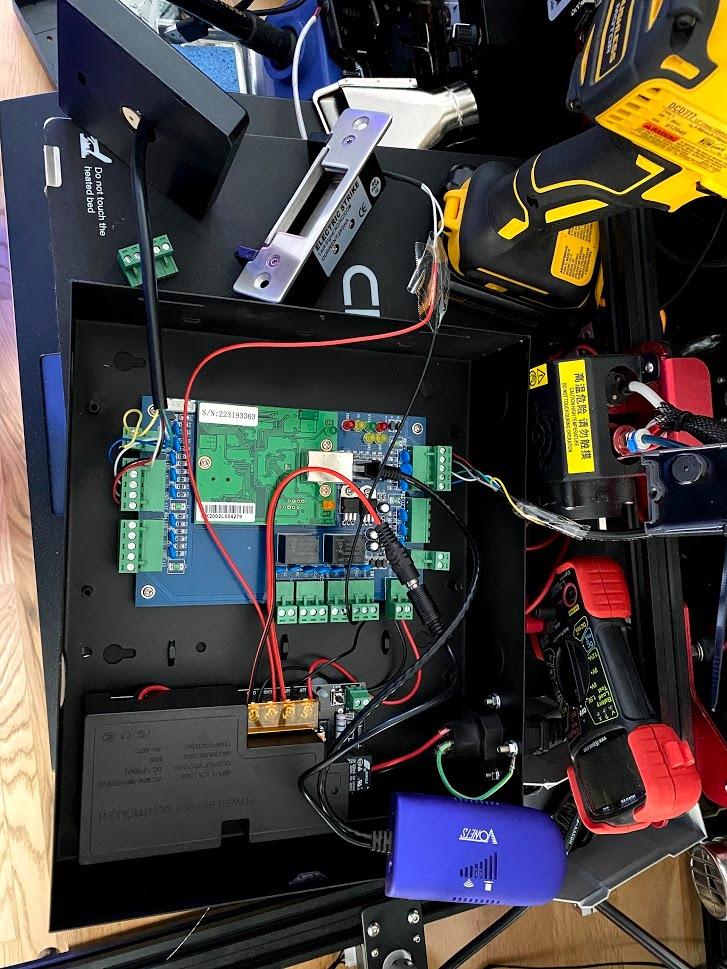 MENGQI-CONTROL 4 Doors Access Control System Core Control Components Metal 5A 110V-240V Power Supply Box and 4 Doors TCP/IP Access Control Panel Wiegand Controller,Computer Based Software,Remote Open customer photo 1