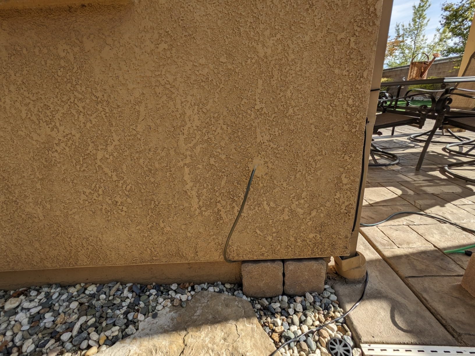 GEARit 14 Gauge Speaker Wire Cable, UL CL3 Rated 14 Gauge Wire 100ft, Copper Wire with Polarity Mark, Audio Cable for in-Wall, Home, Car, Outdoor, Garden, Commercial Audio Systems, OFC (Black, 2-Conductors) customer photo 1