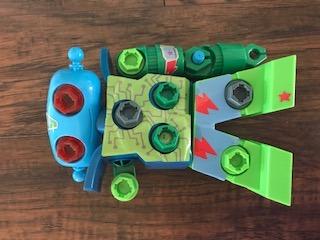 Educational Insights Design & Drill Robot - Construction Toys & Tools for Kids, Robot Toy Building Sets, Kids' Tool Set with Working Screwdriver, Take Apart STEM Set, Gifts for Boys & Girls Ages 3+ customer photo 1