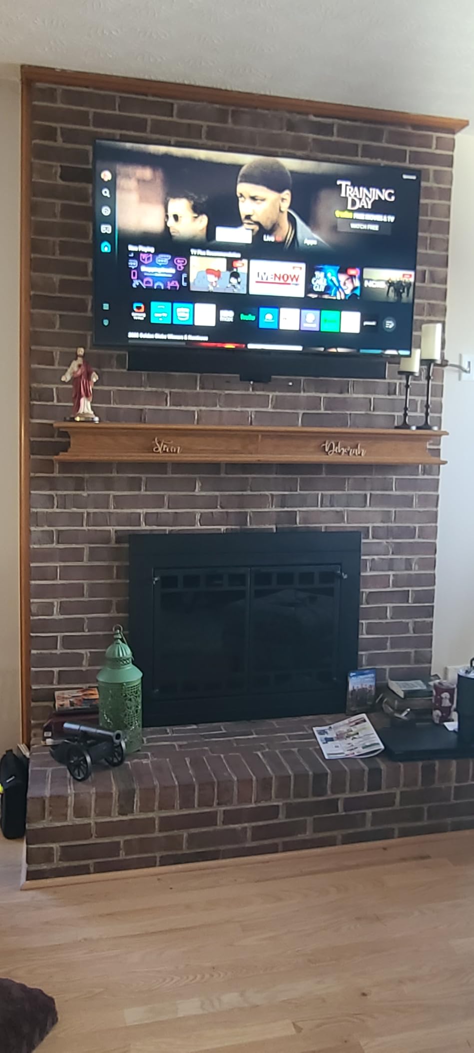 MantelMount MM700 Premier Fireplace TV Mount Pull Down Bracket for 50