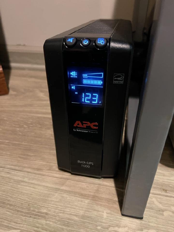 APC Back-UPS Pro 1000VA UPS, 600W Battery Backup & Surge Protector, AVR, 8 Outlets (NEMA 5-15R), LCD Display, BX1000M Uninterruptible Power Supply for Computers, Wi-Fi Routers, Home Office Electronics customer photo 2