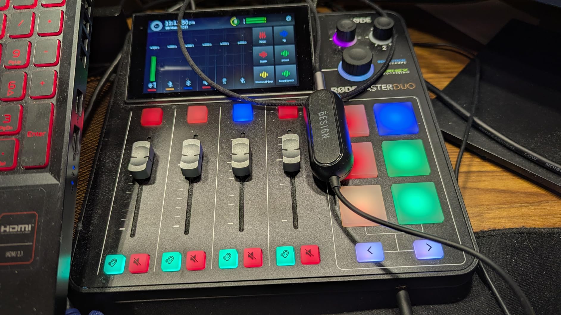 BESIGN Ground Loop Noise Isolator for Car Audio/Home Stereo System with 3.5mm Audio Cable customer photo 2