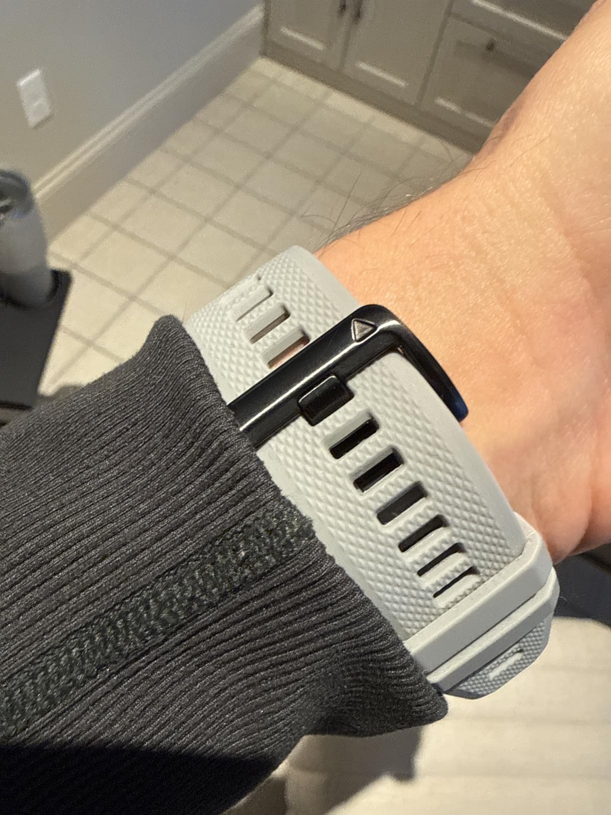 ANCOOL for Fenix 5/Fenix 6/Fenix 7 Band 22mm Silicone Watch Band for Fenix 8 47mm/Fenix 7 Pro/6 Pro/5 plus/Forerunner 935/945/955/965/Approach S62/S60/Epix Gen 2 47mm customer photo 2