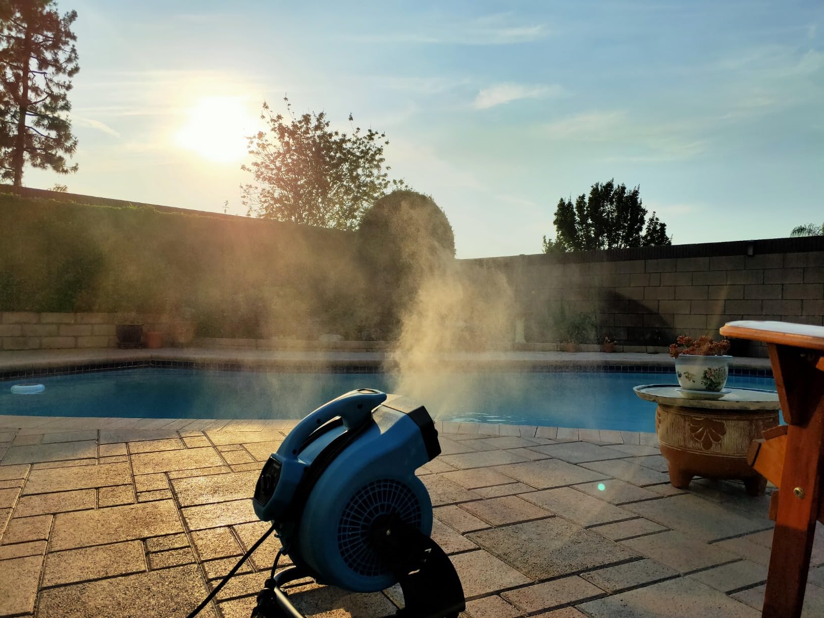 XPOWER Misting Fan FM-48, Outdoor Cooling, Heavy Duty, Powerful, High Velocity, 3-Speed, Ideal for Camping, Patios, Picnics customer photo 2