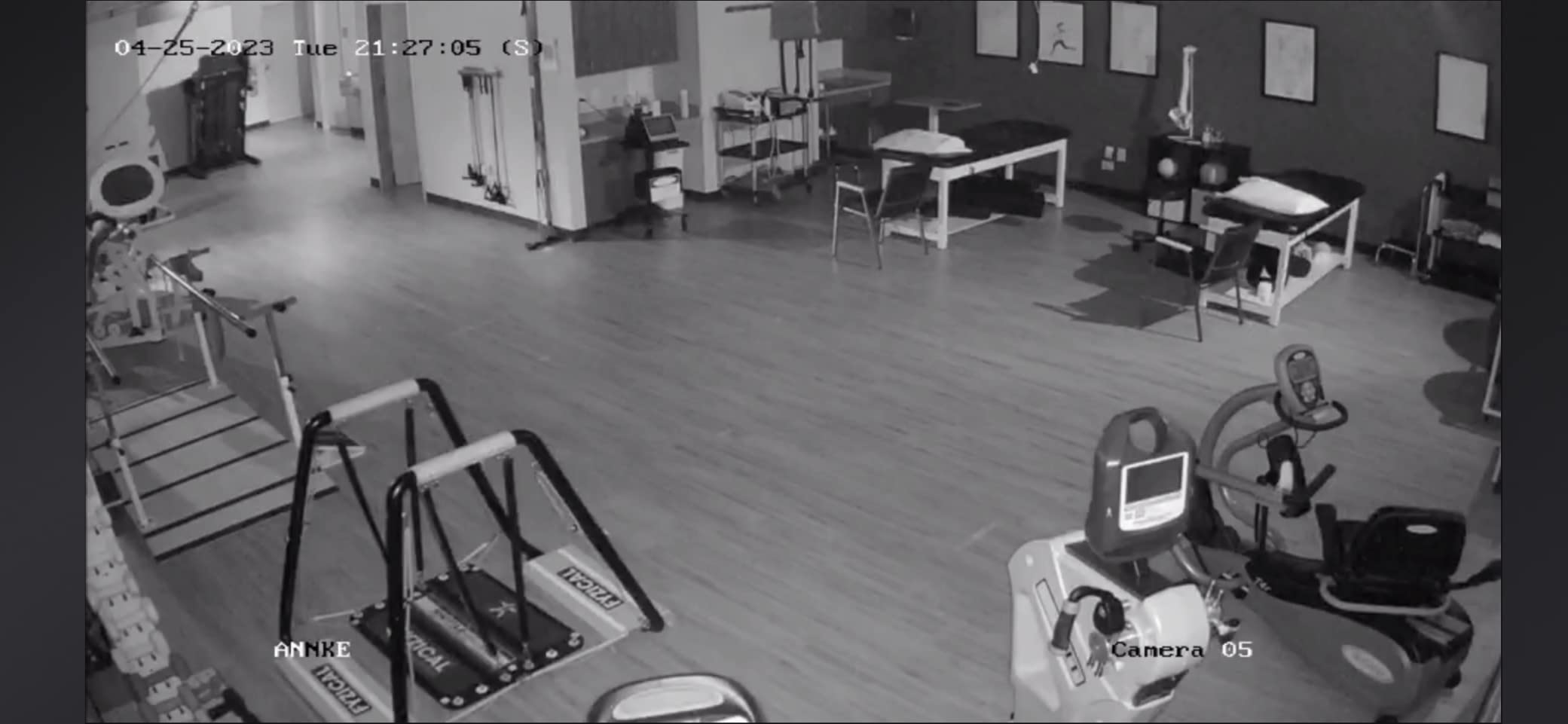 ANNKE 4 Pack 1080P HD TVI Home Security Camera Outdoor Indoor, 1920TVL, IP66 Waterproof, Night/Day Vision, Surveillance CCTV Bullet Cam customer photo 1