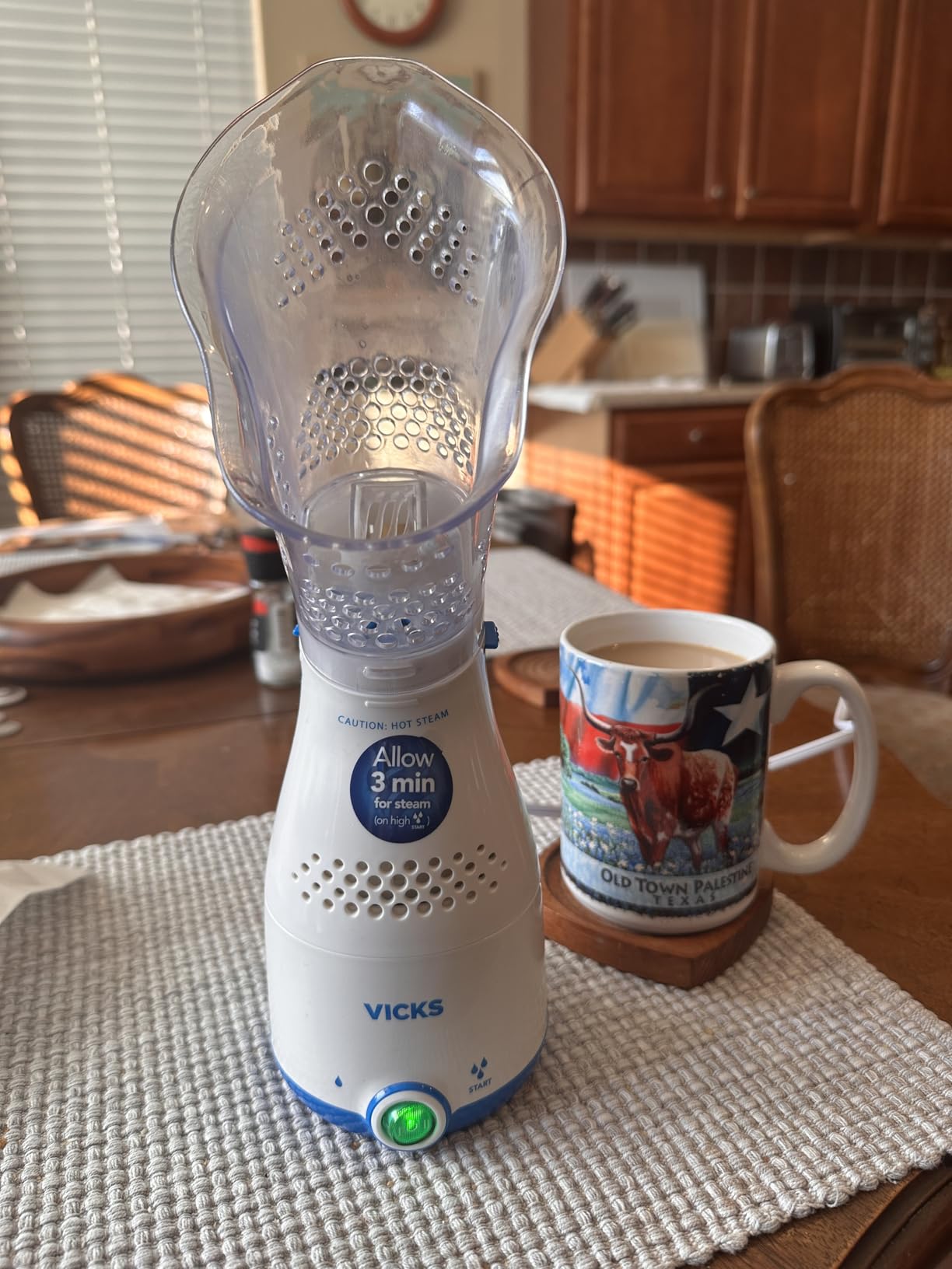 Vicks Sinus Inhaler, Plug-in Non-Medicated Steam Inhaler for Sinus Relief, Allergies, Congestion & Colds, Vocal Steamer, Soothes Nasal & Throat Passages, Works with VapoPads (1 Included) customer photo 1