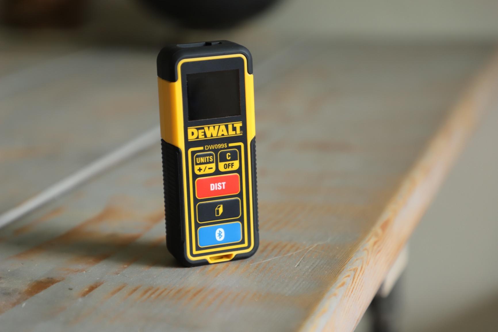 DEWALT Laser Measure Tool/Distance Meter, 100-Feet with Bluetooth (DW099S) customer photo 2