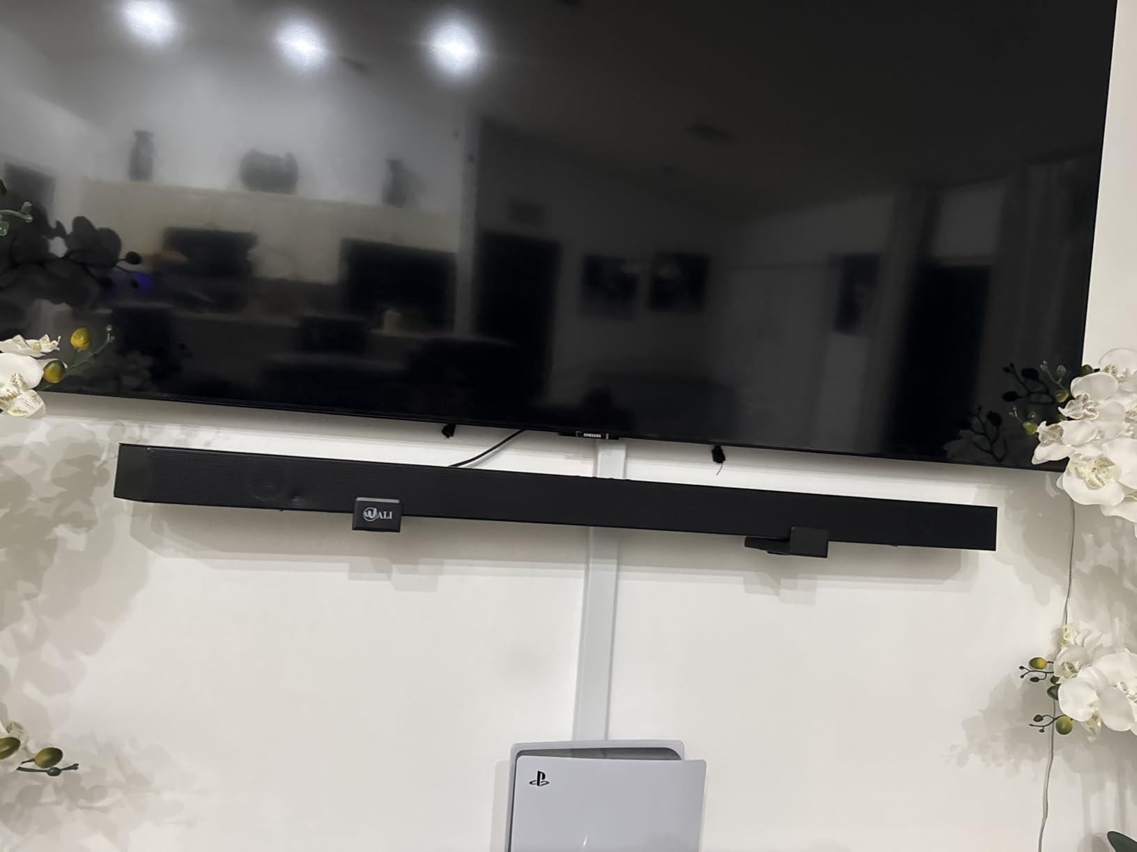 WALI Center Channel Speaker Wall Mount, Universal Soundbar Wall Mount Bracket Hold up to 30 lbs, Arms Extend Adjustment from 7 to 11.5 inch (SLK201), Black customer photo 1