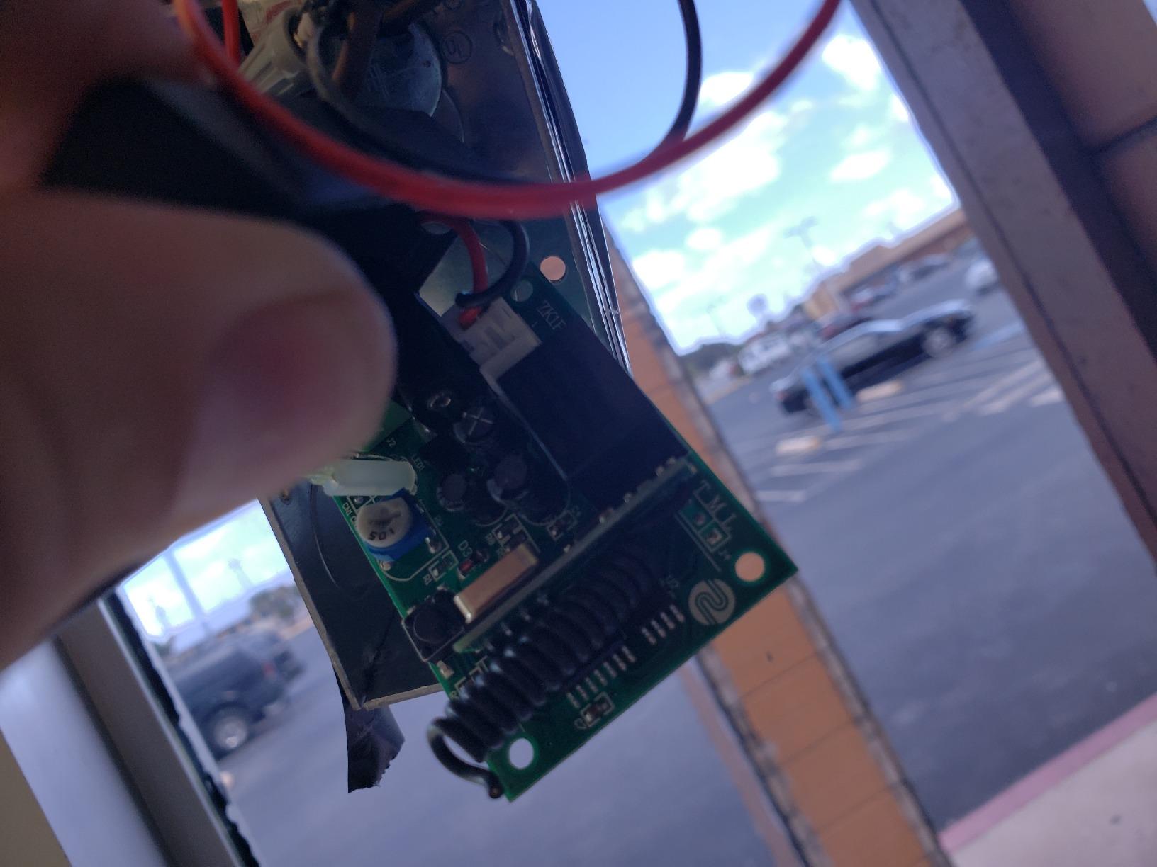 UHPPOTE Access Control Outswinging 600lb Electric Magnetic Door Lock Kit System with RF Remote Control customer photo 2