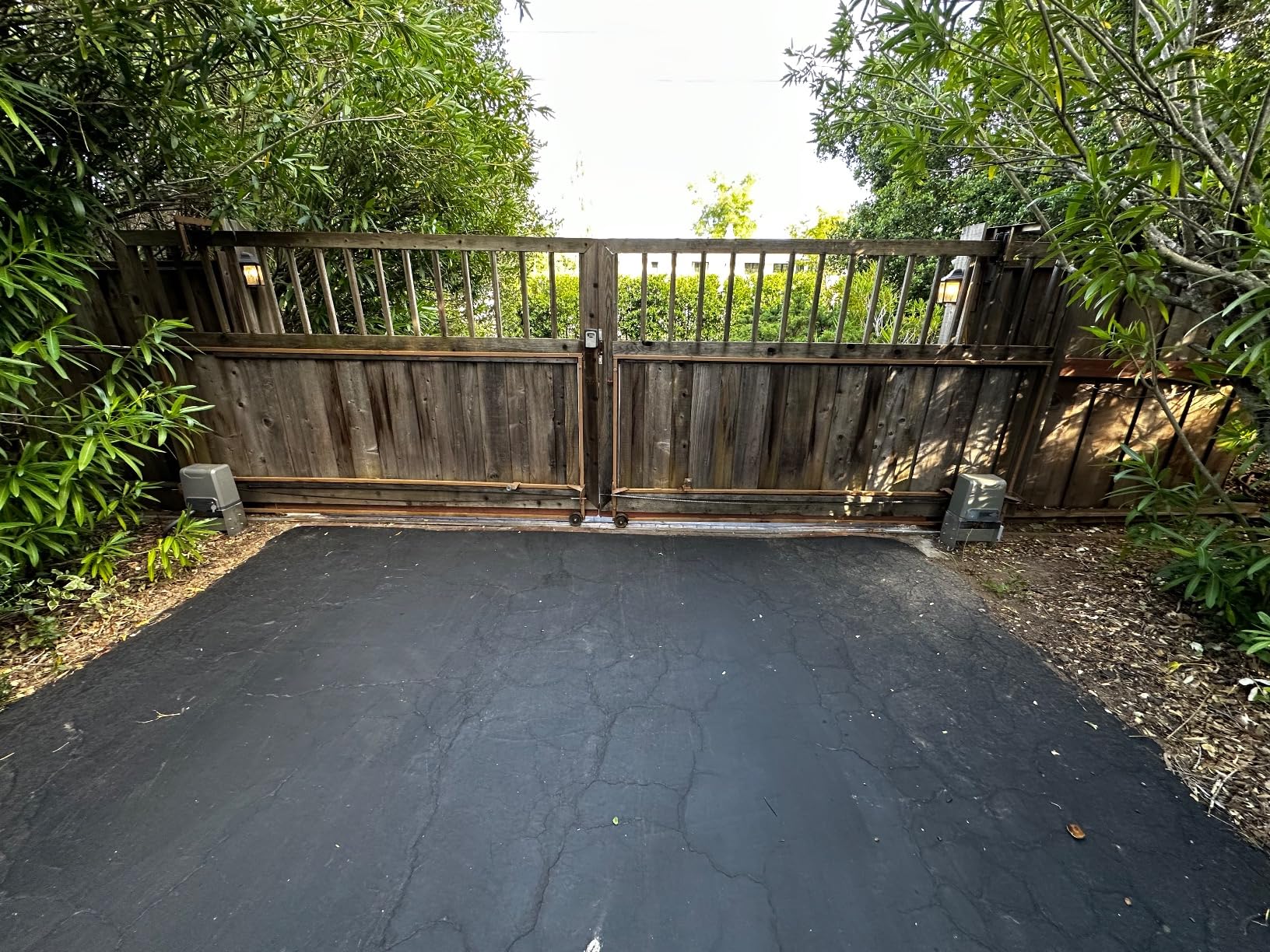 CO-Z 3300 lb Automatic Sliding Gate Opener with 2 Remote Controls, Electric Rolling Driveway Fence Slide Gate Motor, Complete Gate Operator Hardware Security System Kit for Sliding Gate Up to 40 Feet customer photo 2