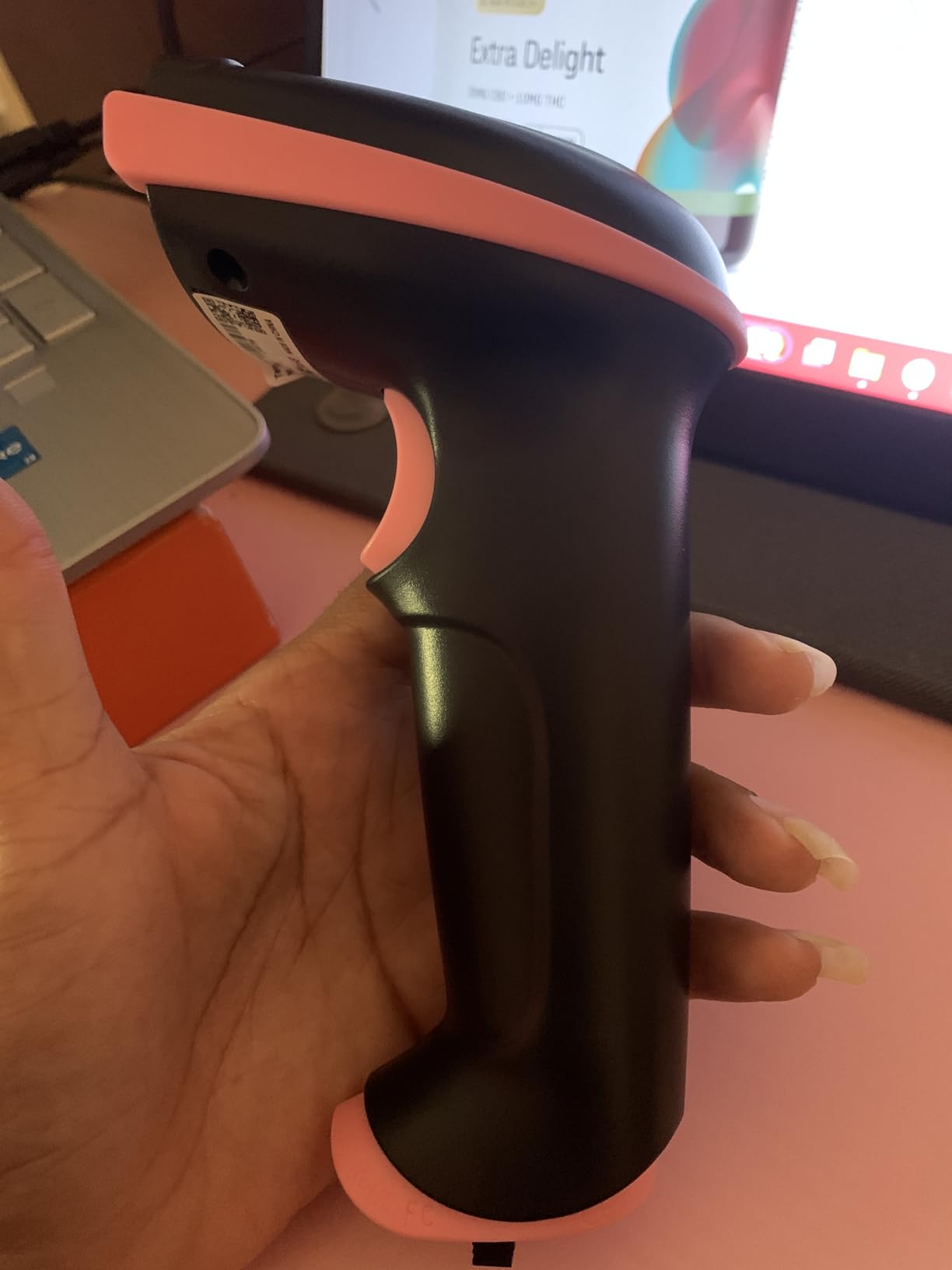 Tera Barcode Scanner Wireless 1D Laser Cordless Barcode Reader with Battery Level Indicator, Versatile 2 in 1 2.4Ghz Wireless and USB 2.0 Wired customer photo 1