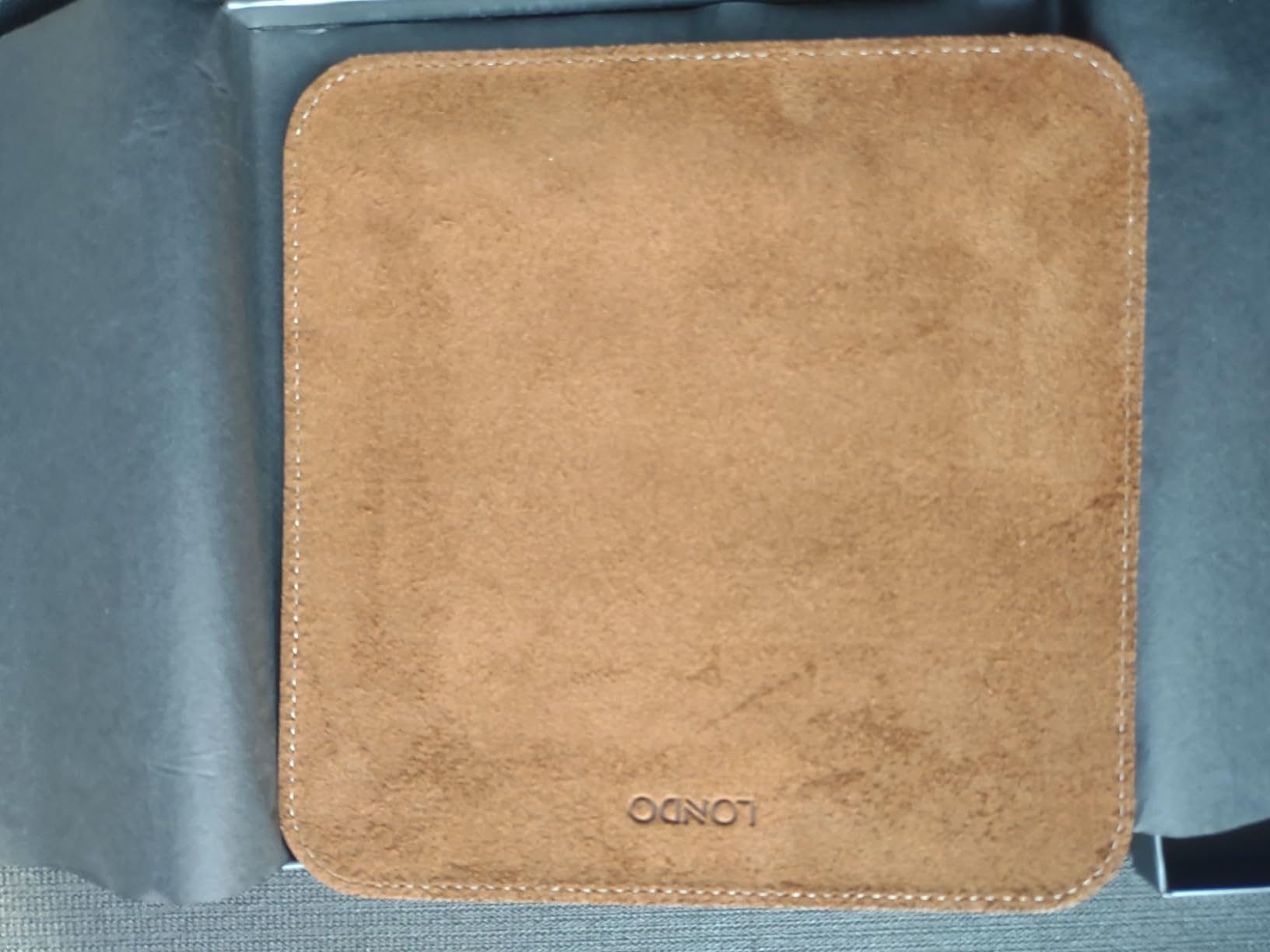 Londo Top Grain Leather Mouse Pad with Wrist Rest - Ergonomic Support, Non-Slip Base, Smooth Surface customer photo 2