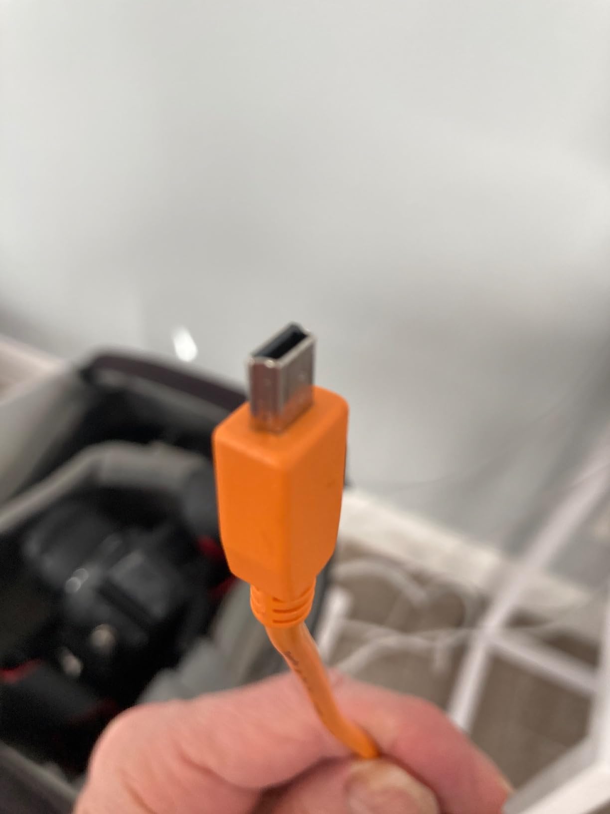 TetherPro USB-C to 2.0 Mini-B 5-Pin, 5Gbps Gen 1, 15' (4.6m), High-Visibility Orange customer photo 2