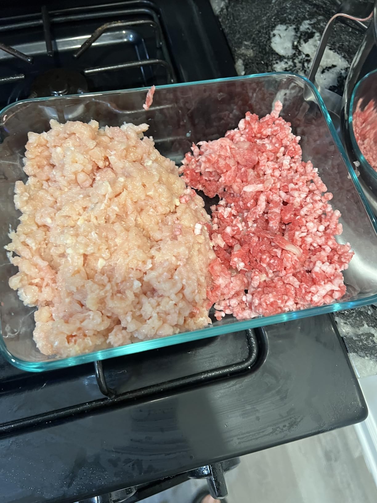 Metal Meat Grinder Attachment for KitchenAid Stand Mixer, Meat Grinder for Kitchen Aid Includes 4 Grinding Plates, 3 Sausage Stuffer Tubes, 2 Grinding Blades, Food Grinder Attachment for KitchenAid customer photo 1