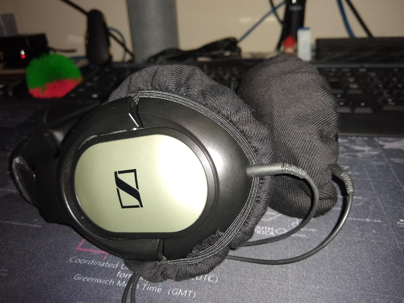 3 Pairs Stretchable Fabric Headphone Covers/Washable Sanitary Ear pad,Earcup Earpad Covers Fit Most On Ear Headphones 8-11cm(3.14