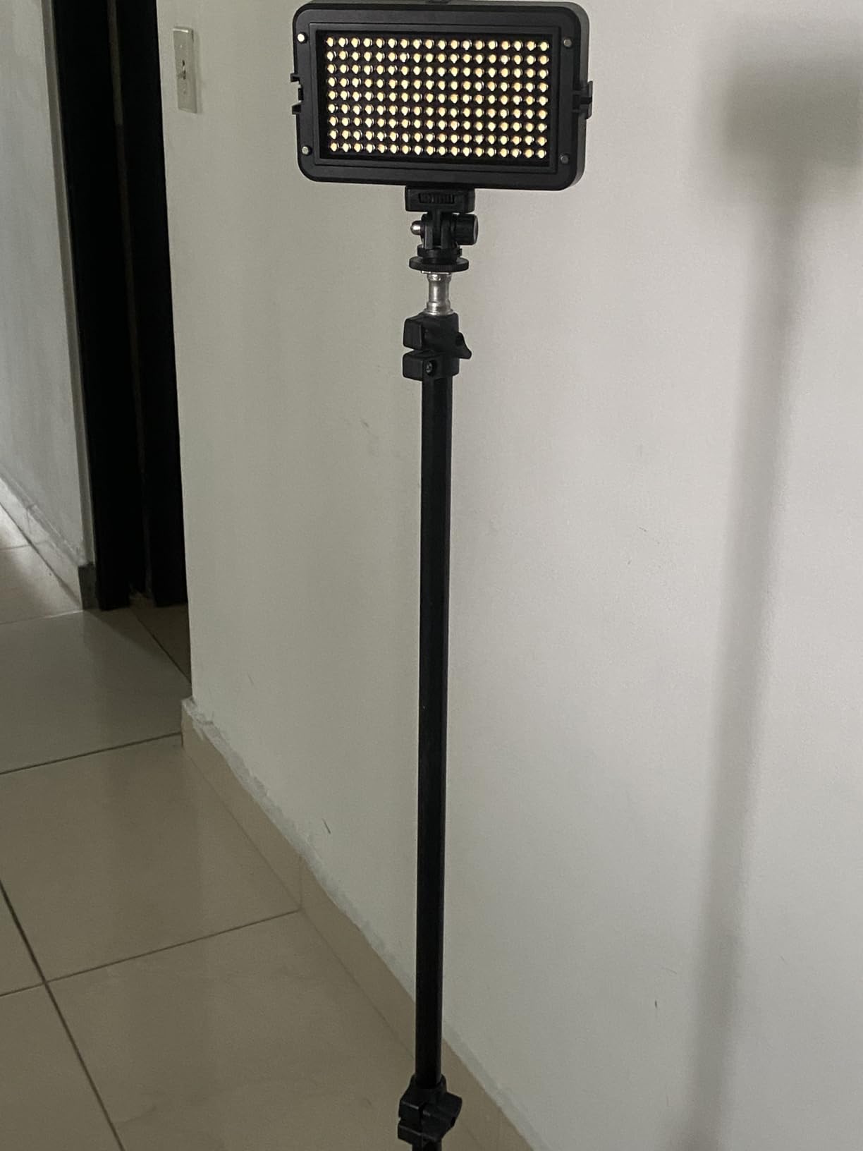 VILTROX VL-162T CRI95+ LED Video Light customer photo 1