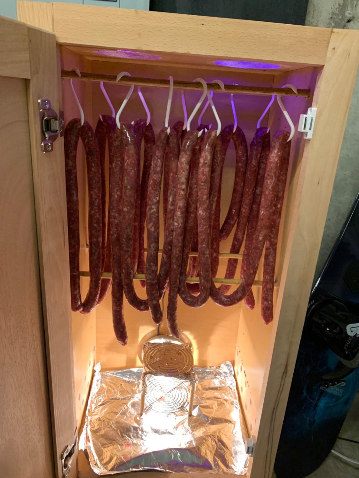 ROVSUN 15LBS/7L Manual Sausage Stuffer, Two Speed Stainless Steel Vertical Sausage Maker, Meat Filling Machine with 5 Stuffing Tubes for Commercial and Home customer photo 2