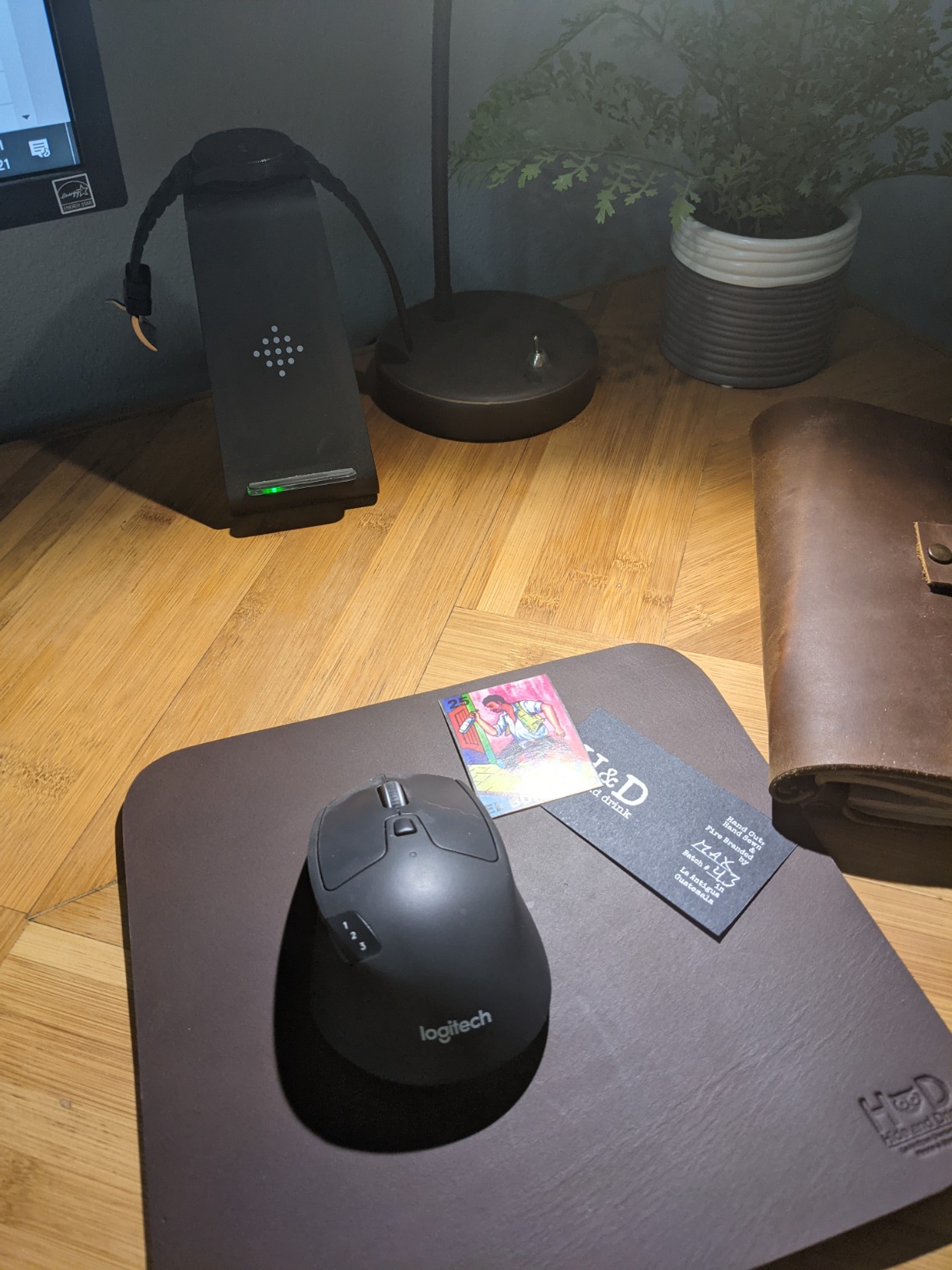 Hide & Drink Genuine Leather Mouse Pad, Anti Slip Leather Mousepad for Gaming, for Apple Magic Mouse & PC, Ergonomic Non Slip Base, Brown & Black Large Mat Pads for Desk, Computer Mousepads for Men customer photo 2