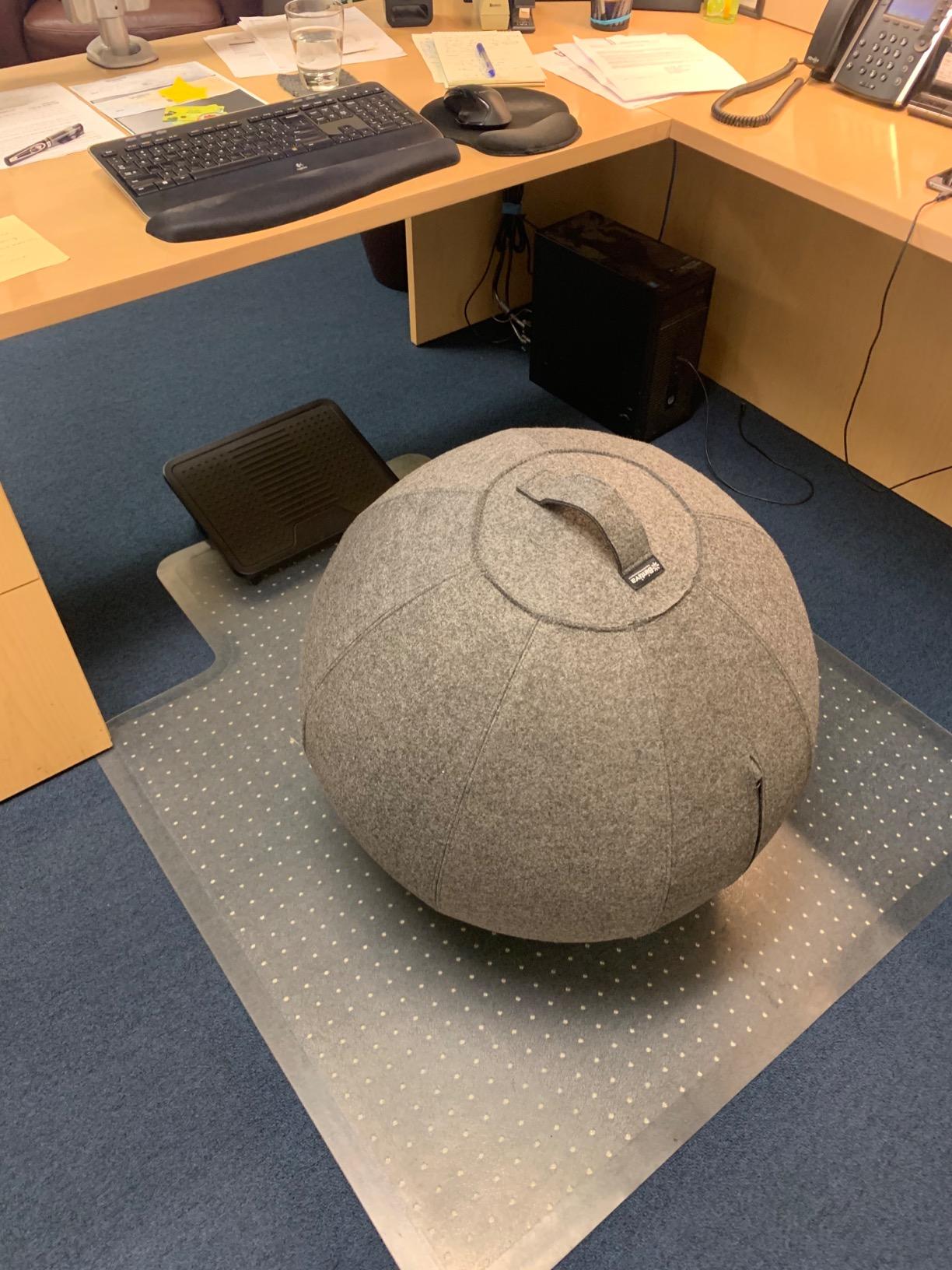 Stability Ball Chair for Office - Ergonomic Seating/Labor Birthing Pregnancy/Yoga Balance Stability Exercise Fitness customer photo 1