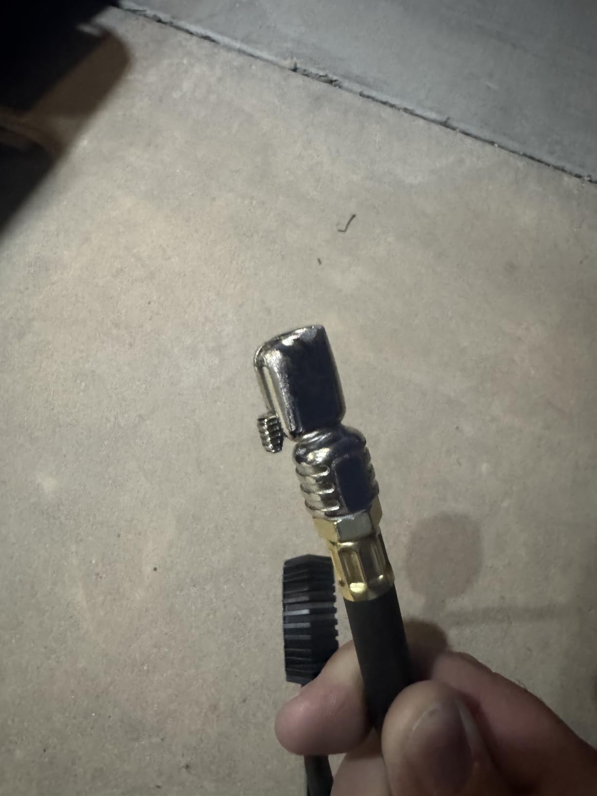 AstroAI Digital Tire Pressure Gauge with Inflator, 3-250 PSI Air Chuck and Compressor Accessories Heavy Duty with Quick Connect Coupler, 0.1 Display Resolution, 1pack customer photo 2