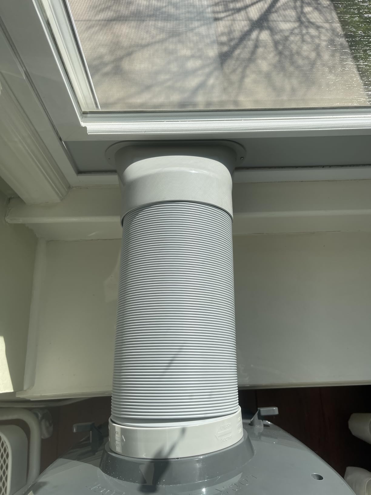 SereneLife 3-in-1 Portable Air Conditioner with Built-in Dehumidifier Function, Fan Mode, Remote Control, Complete Window Mount Exhaust Kit customer photo 2