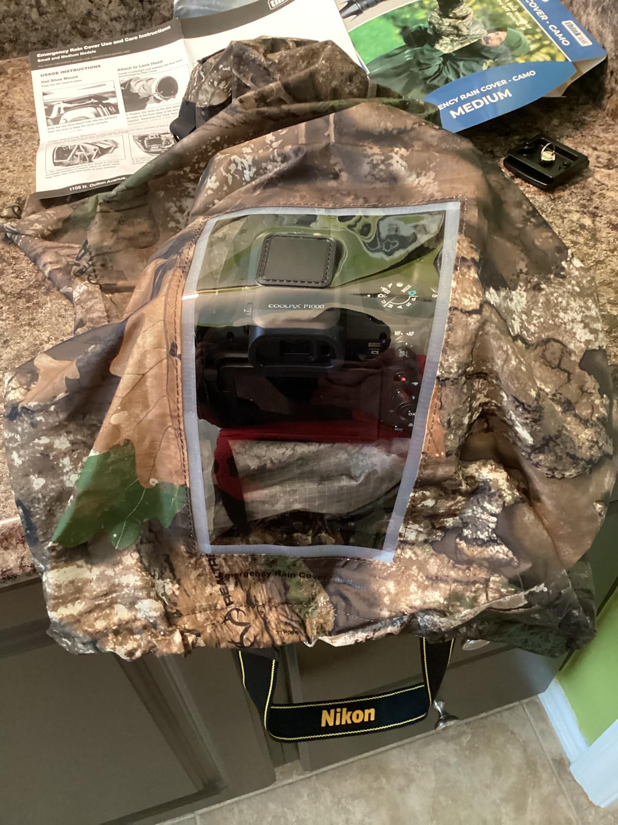 Think Tank Emergency Rain Covers for DSLR and Mirrorless Cameras with 70-200mm Lens - Medium (Black) customer photo 1