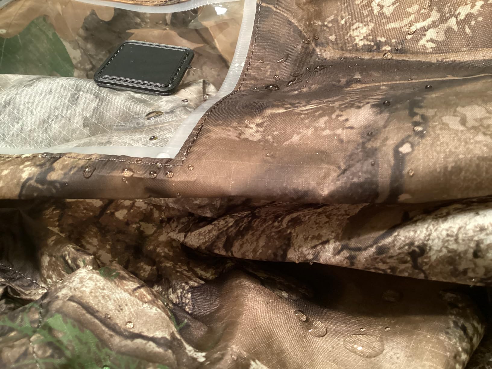 Think Tank Emergency Rain Covers for DSLR and Mirrorless Cameras with 70-200mm Lens - Medium (Black) customer photo 2