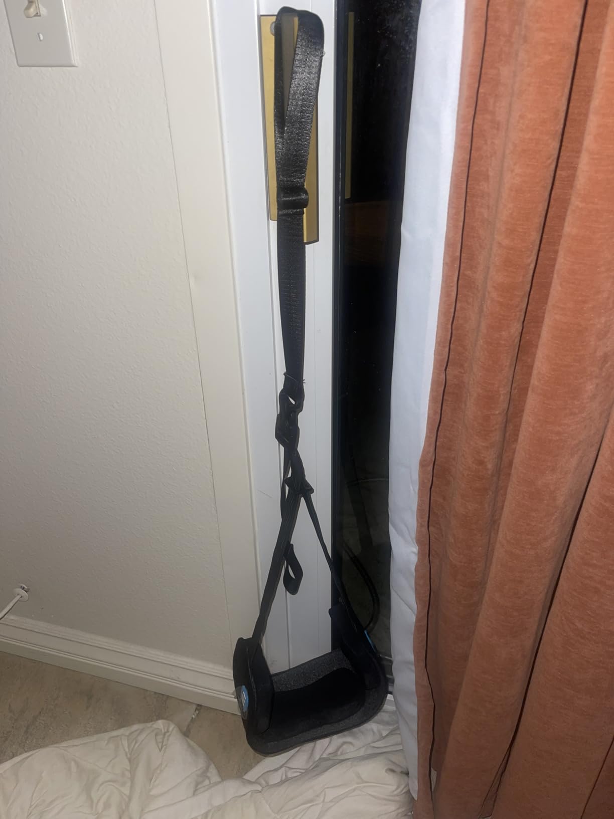 The Original Neck Hammock Neck Stretcher - Cervical Traction Device for Neck Decompression - Portable Device for Neck Tension Relief customer photo 1