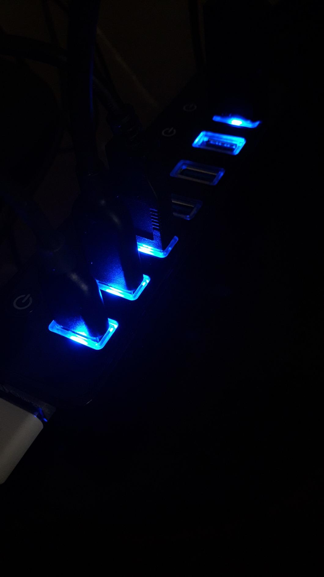 Powered USB Hub 3.0, Atolla 7-Port USB Data Hub Splitter with One Smart Charging Port and Individual On/Off Switches and 5V/4A Power Adapter USB Extension for MacBook, Mac Pro/Mini and More. customer photo 2