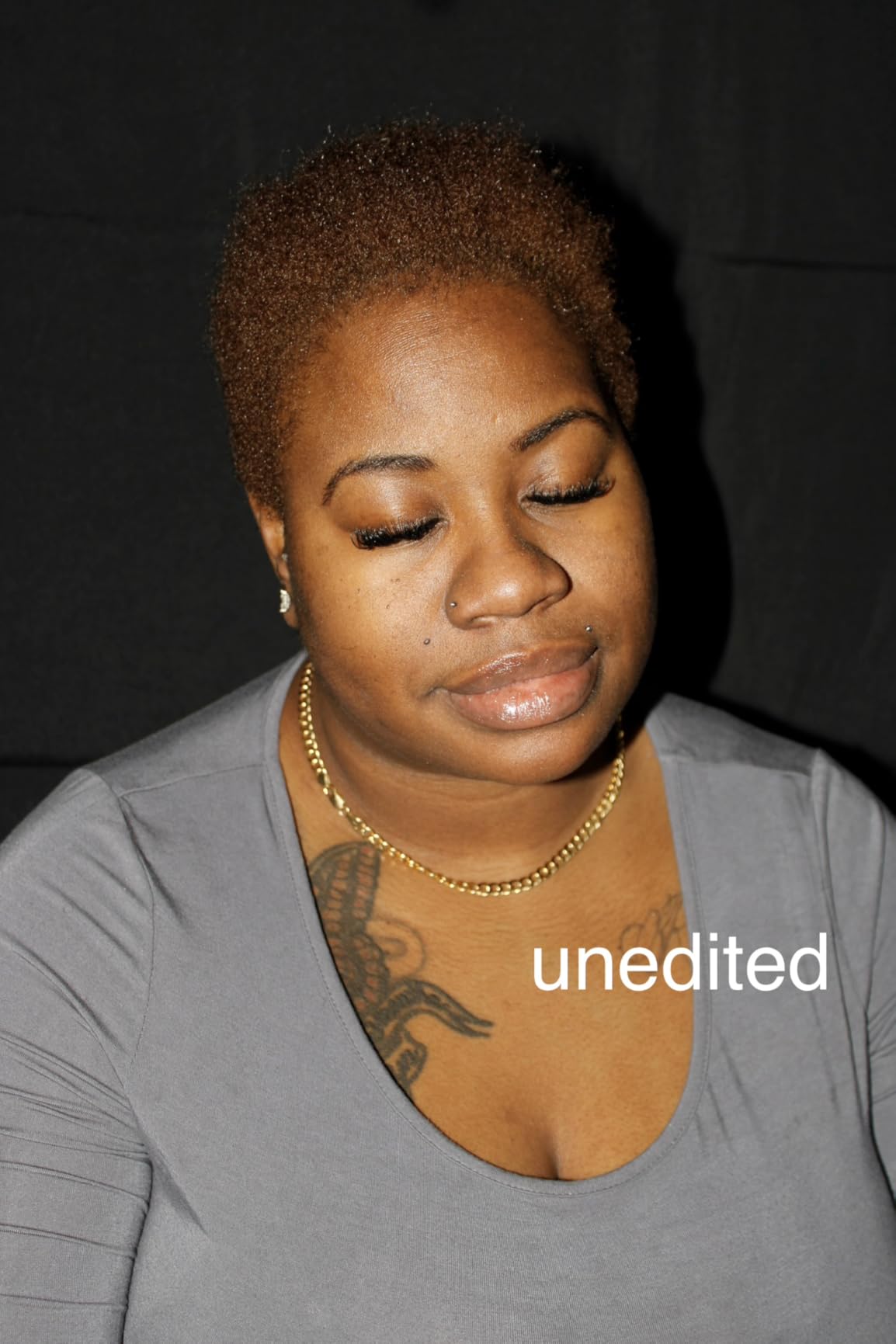 EMART 8.5 x 10 ft Backdrop Support System, Professional Photography Lighting Kit with 5500K 50W LED, 6 * 9ft Backdrop *3, Reflector,Umbrellas&Softbox Lighting Kit for Studio, Portrait, Video Shooting customer photo 2