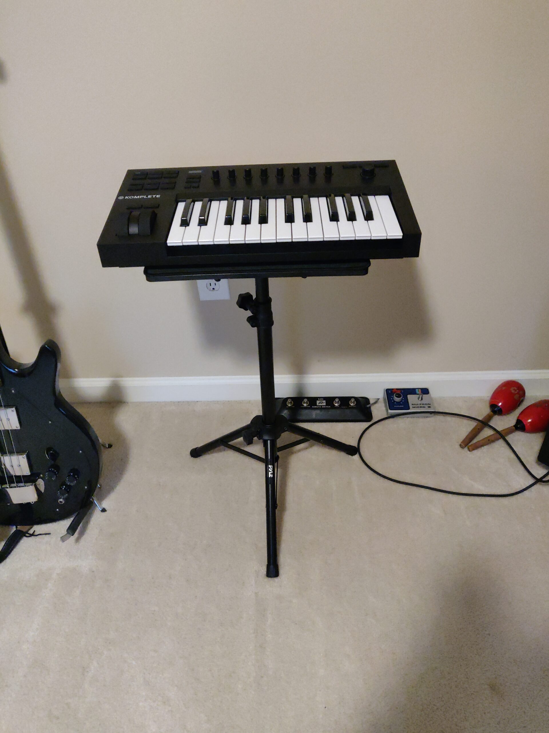 Native Instruments Komplete Kontrol A49 Controller Keyboard (25237) customer photo 2