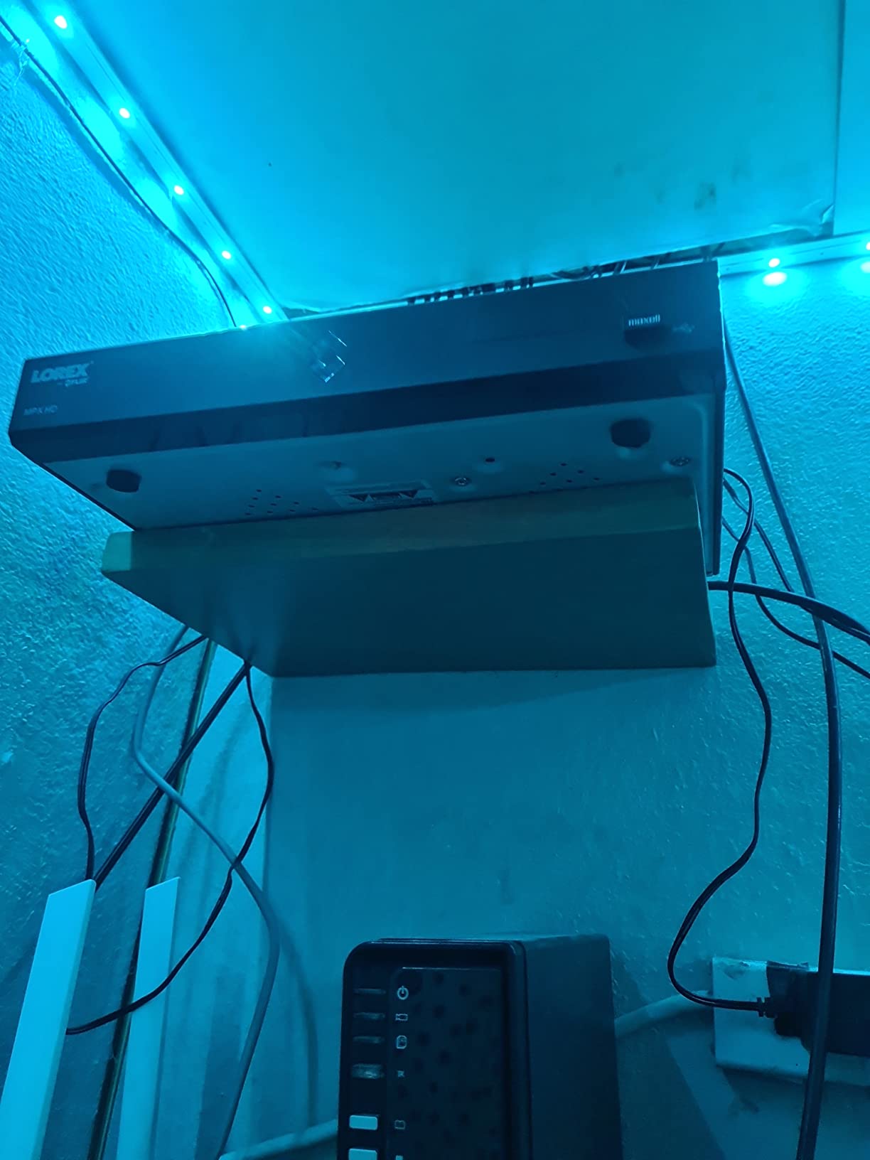 Seagate SkyHawk 6TB Surveillance Internal Hard Drive HDD - 3.5 Inch SATA 6GB/s 256MB Cache for DVR NVR Security Camera System with Drive Health Management - Frustration Free Packaging (ST6000VX001) customer photo 2