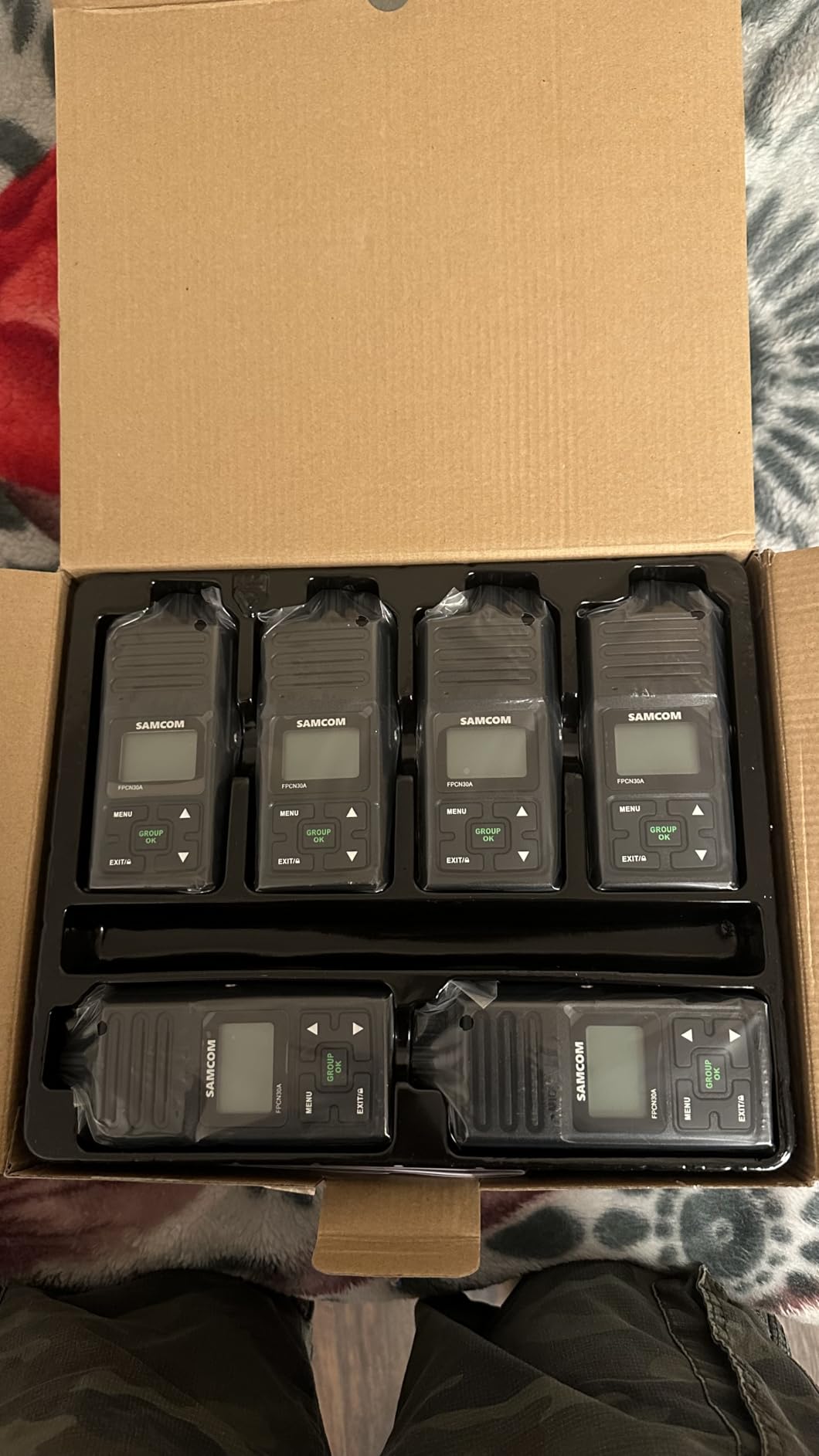 SAMCOM FPCN30A Two Way Radios Long Range 5 Watts Walkie Talkies for Adults Rechargeable 2 Way Radios UHF Handheld Business Group Call Radio 1500mAh Battery with Earpieces for Construction (6 Pack) customer photo 2