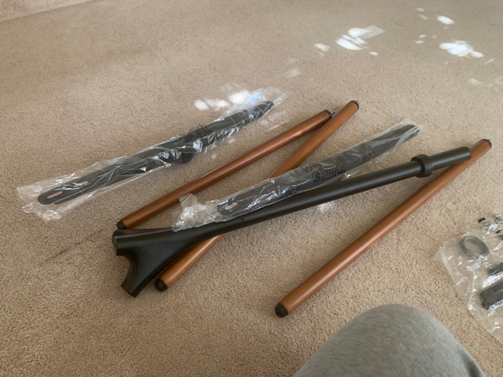 VIVO Artistic Easel 45 to 65 inch LED LCD Screen, Studio TV Display Stand, Adjustable TV Mount with Swivel and Tripod Base, Black Bracket, Dark Walnut Legs, STAND-TV65A customer photo 1