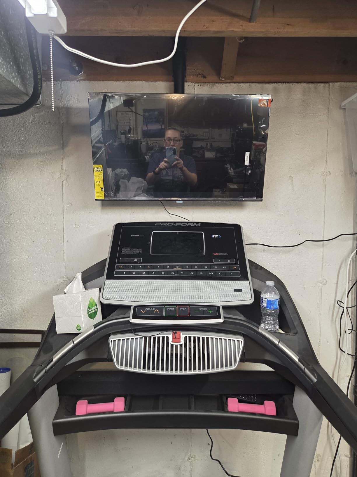 WALI Ceiling TV Mount for 26-65 Inch LCD LED OLED 4K TVs, Hanging Pole Ceiling Mount TV Bracket Up Down, TV Ceiling Mounts for Gym Patio Gazebo, up to 110 lbs, Max VESA 400x400mm (CM2665), Black customer photo 2