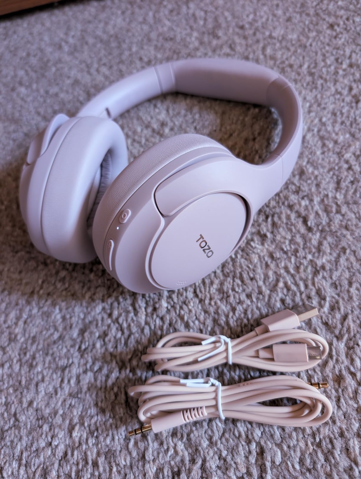 TOZO Hybrid Active Noise Cancelling Headphones, Wireless Over Ear Bluetooth Headset, 60H Playtime, Hi-Res Audio Custom EQ via App Deep Bass Comfort Fit Ear Cups, for Home Office Travel customer photo 1