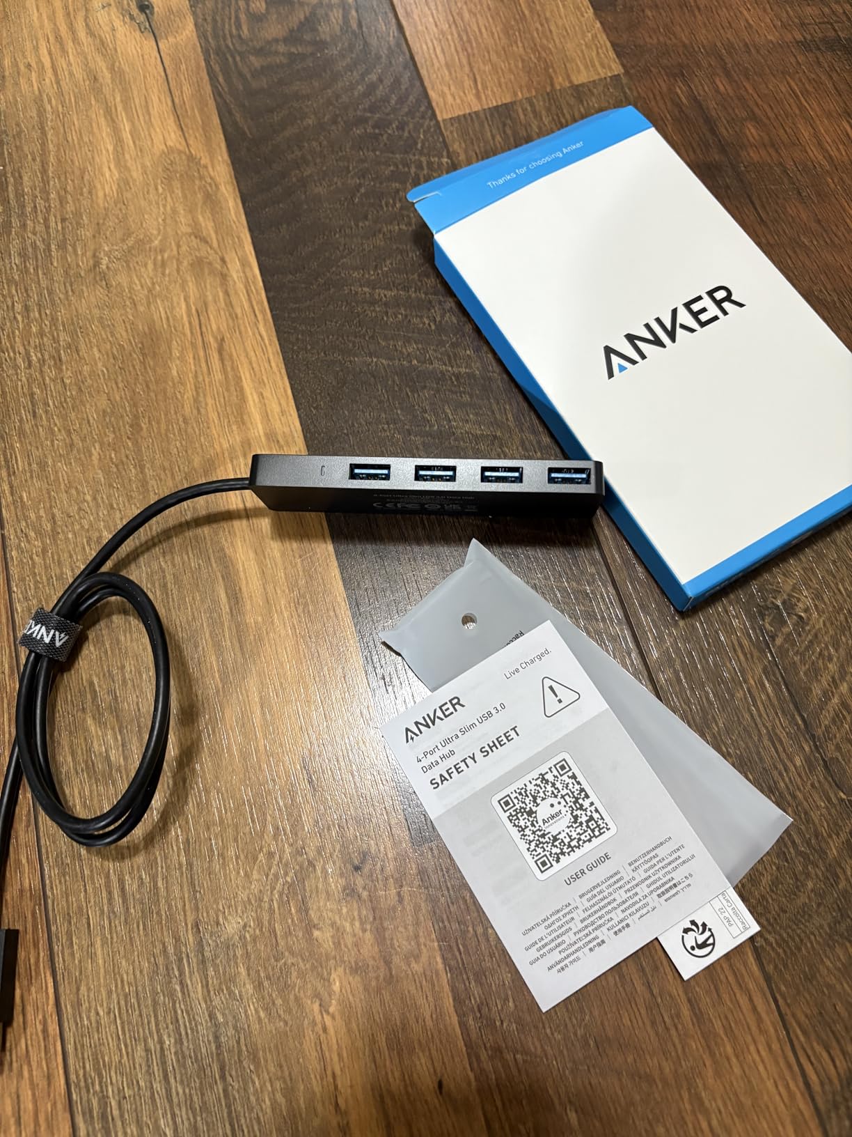 Anker USB Hub 4 Ports, Multiple USB 3.0 Hub, USB Splitter for Laptop, Extender for A Port Laptop, PC, Desktop and More [Charging Not Supported](2ft USB-A) customer photo 2